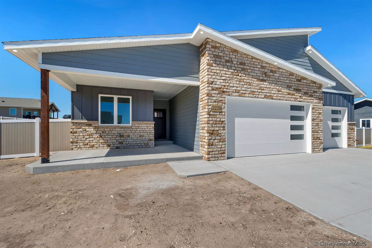 cheyenne-pack-saddle-exterior-home